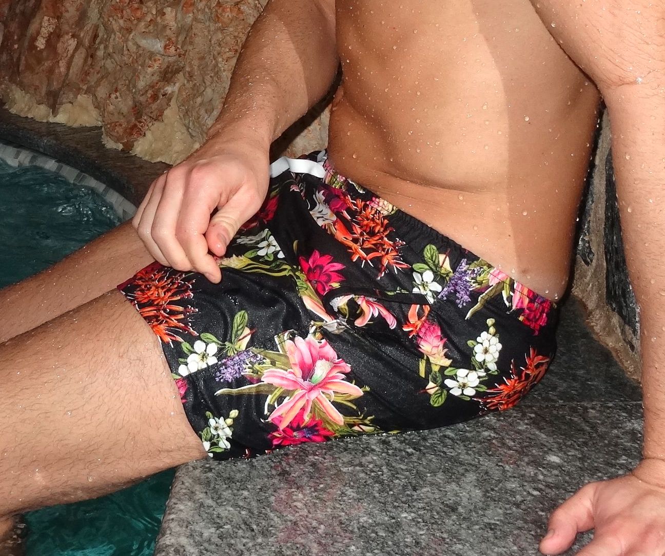 Niza Swimshorts – Exotic Black | Short Swim Trunks with Elastic Waist